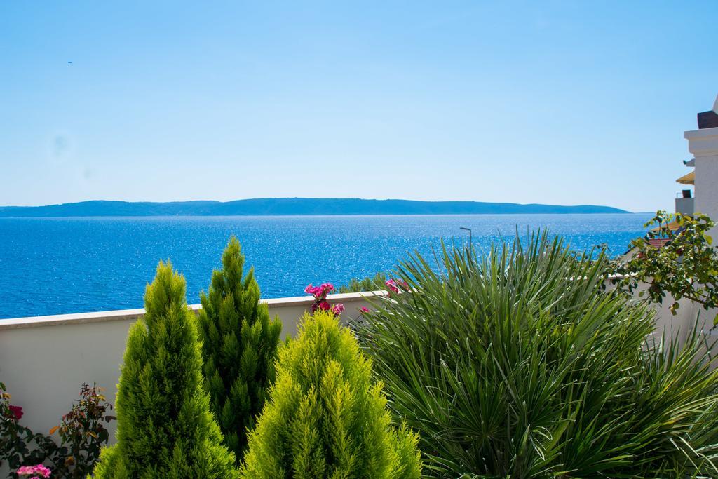 Apartments Wisibada Trogir Eksteriør bilde